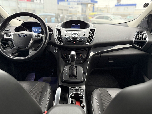 Ford Kuga Titanium, 2014 года, пробег 130486 км