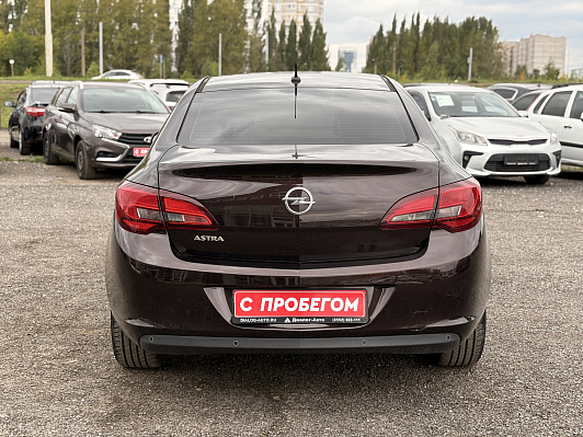 Opel Astra Cosmo, 2013 года, пробег 124500 км