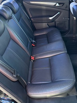 Ford Mondeo Ambiente, 2011 года, пробег 261138 км