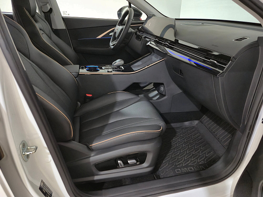Omoda C5 Active, 2023 года, пробег 16454 км