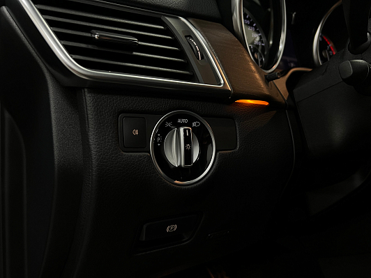 Mercedes-Benz M-Класс, 2012 года, пробег 148000 км