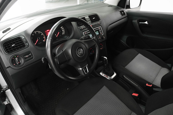Volkswagen Polo Comfortline, 2014 года, пробег 88200 км