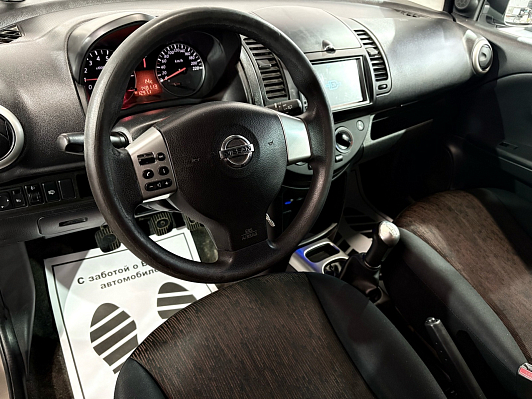 Nissan Note Luxury, 2010 года, пробег 148000 км