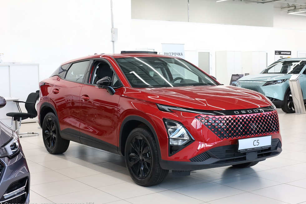 Omoda C5 Стиль, красный