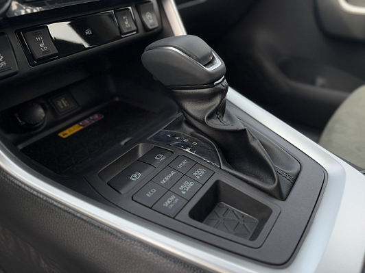 Toyota RAV4 Adventure Ultimate, 2025 года, пробег 24 км