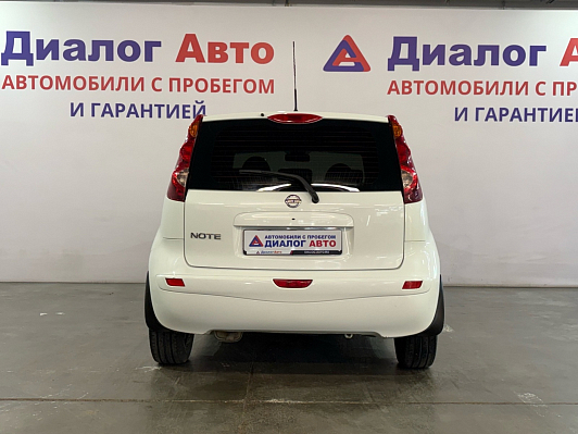 Nissan Note Luxury, 2013 года, пробег 217000 км