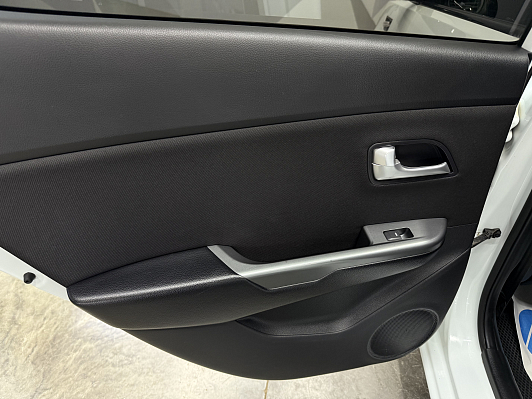 Kia Rio Luxe, 2013 года, пробег 171368 км