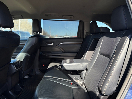 Toyota Highlander Люкс, 2014 года, пробег 166000 км