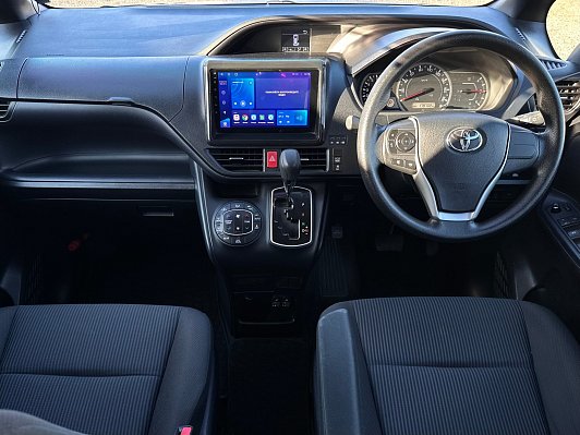 Toyota Noah, 2015 года, пробег 178702 км
