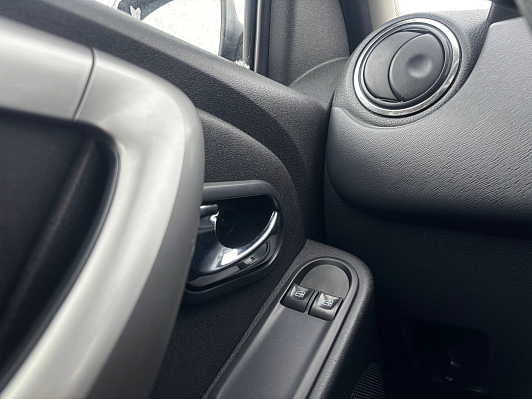 Nissan Terrano Elegance, 2019 года, пробег 110168 км