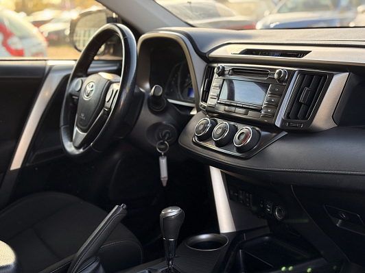 Toyota RAV4, 2013 года, пробег 154600 км