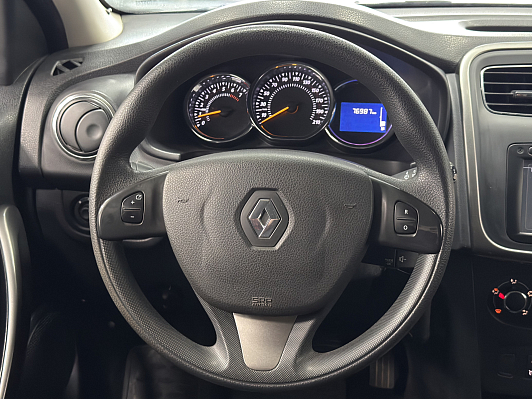 Renault Sandero Confort, 2018 года, пробег 76000 км