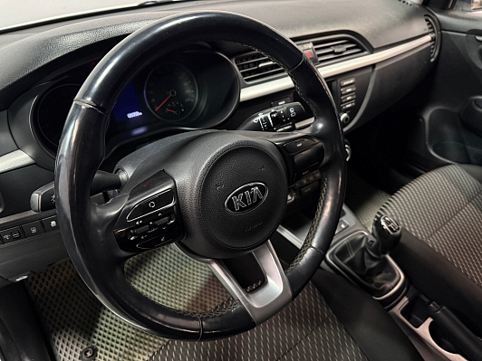 Kia Rio Luxe, 2018 года, пробег 140000 км