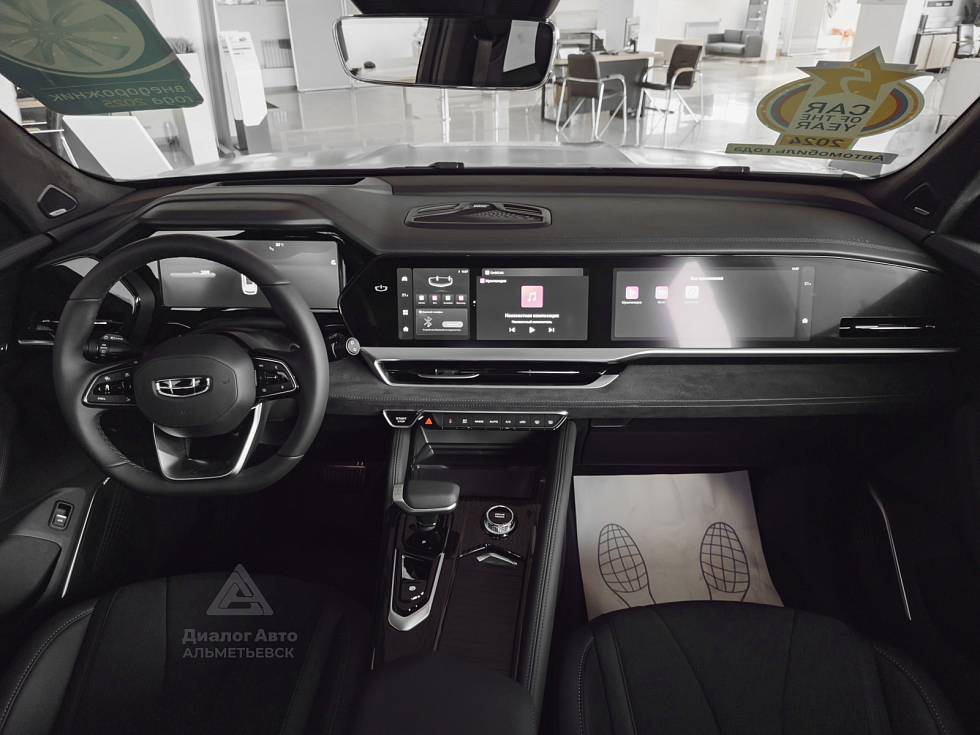 Geely Monjaro Exclusive, серый