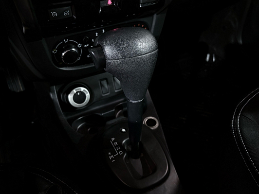 Renault Duster Dakar Edition, 2015 года, пробег 119000 км