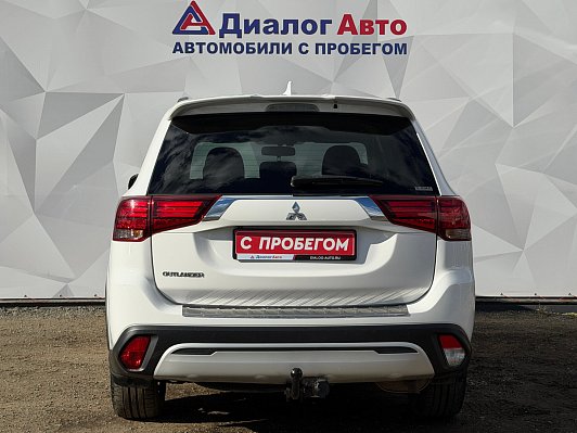 Mitsubishi Outlander Intense+, 2021 года, пробег 163500 км