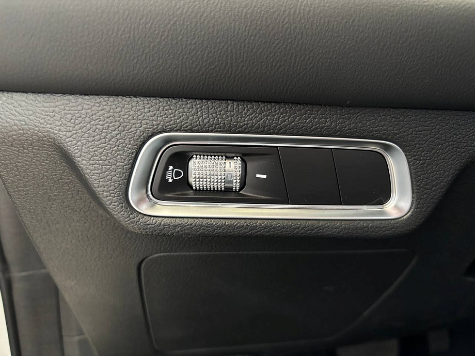 Geely Coolray Luxury, белый