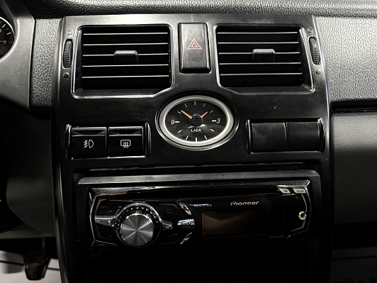 Lada (ВАЗ) Priora Норма, 2010 года, пробег 284000 км