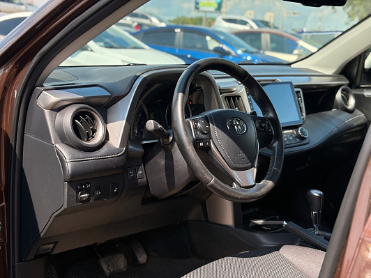 Toyota RAV4, 2017 года, пробег 191282 км
