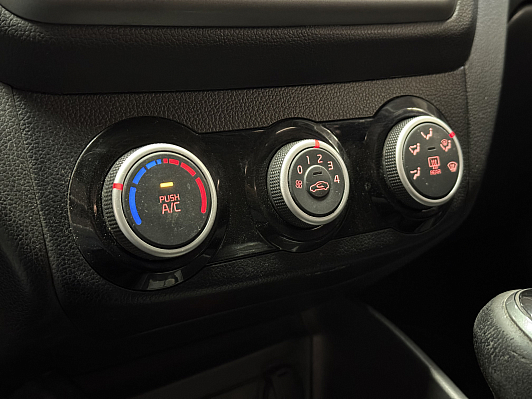 Kia Rio Comfort Аудио, 2016 года, пробег 197000 км