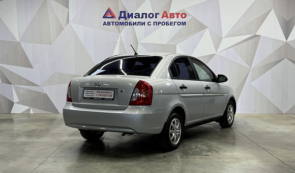 Hyundai Verna GL airbag-passenger BY001104E, 2007 года, пробег 258687 км