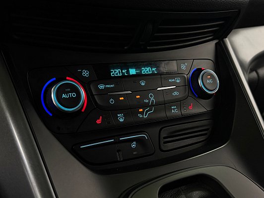 Ford Kuga Titanium, 2016 года, пробег 192000 км