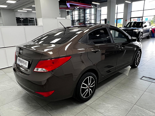 Hyundai Solaris, 2016 года, пробег 122815 км