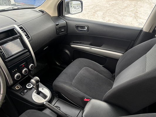 Nissan X-Trail SE High, 2011 года, пробег 302671 км