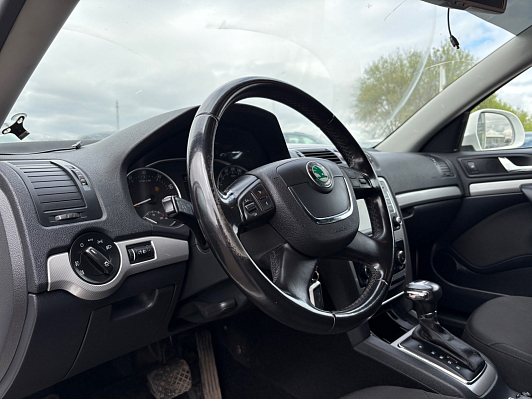 Skoda Octavia Elegance, 2013 года, пробег 176219 км