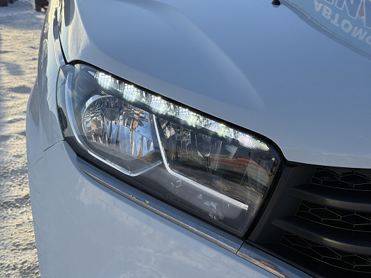 Lada (ВАЗ) XRAY Comfort, 2018 года, пробег 80000 км