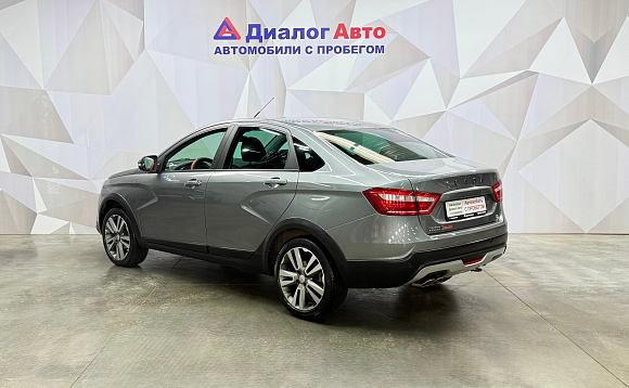 Lada (ВАЗ) Vesta Luxe Multimedia (2018-2019), 2018 года, пробег 46461 км
