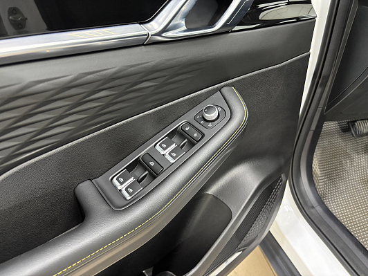 Geely Coolray Champion edition (Binyue Cool), 2025 года, пробег 13201 км
