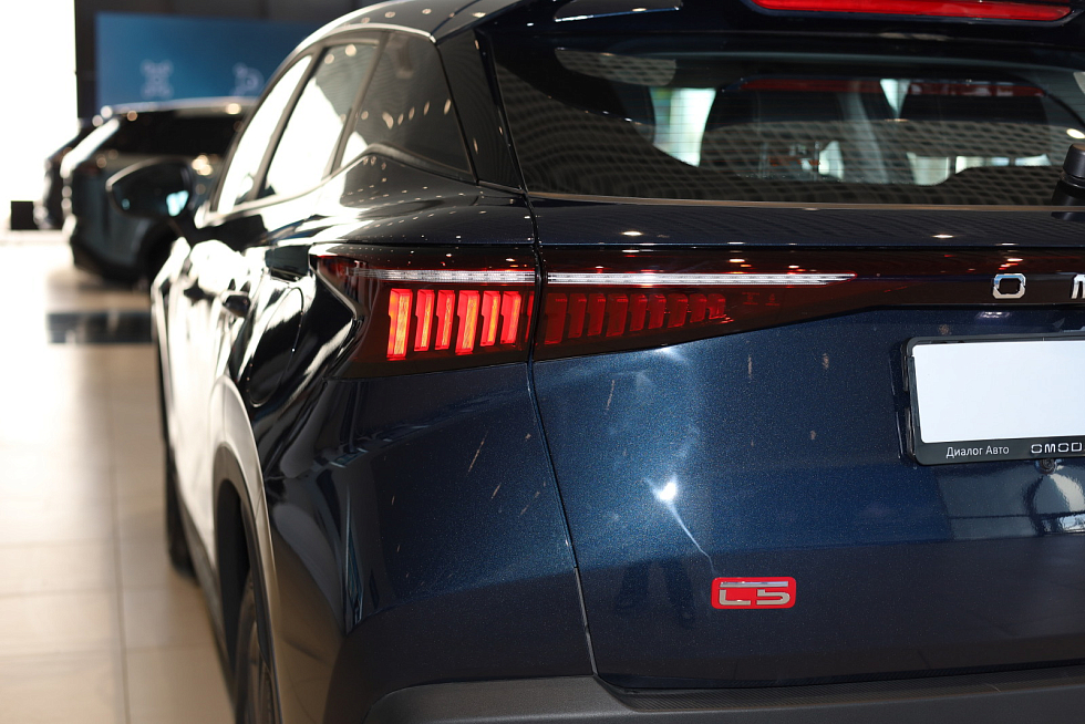 Omoda C5 Стиль, синий