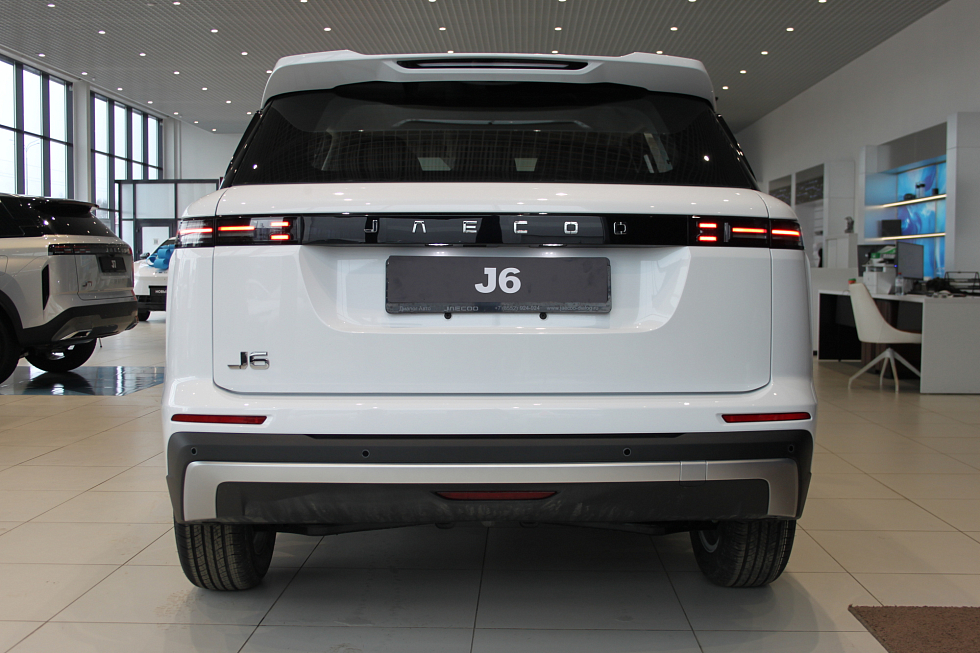 Jaecoo J6 Актив, белый