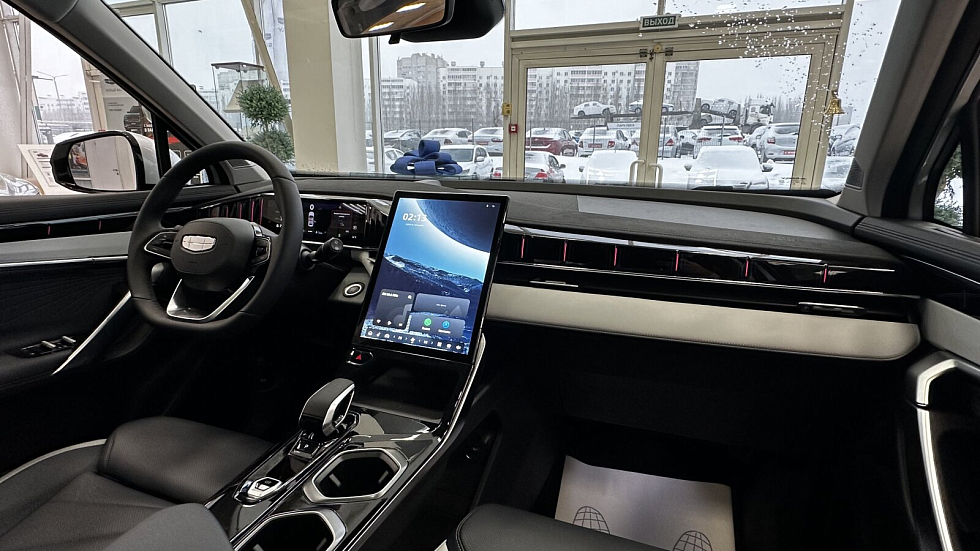 Geely Atlas Флагман, серебряный