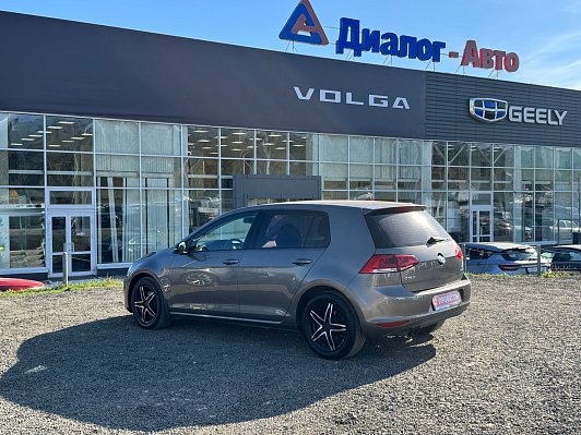 Volkswagen Golf Highline, 2013 года, пробег 209811 км