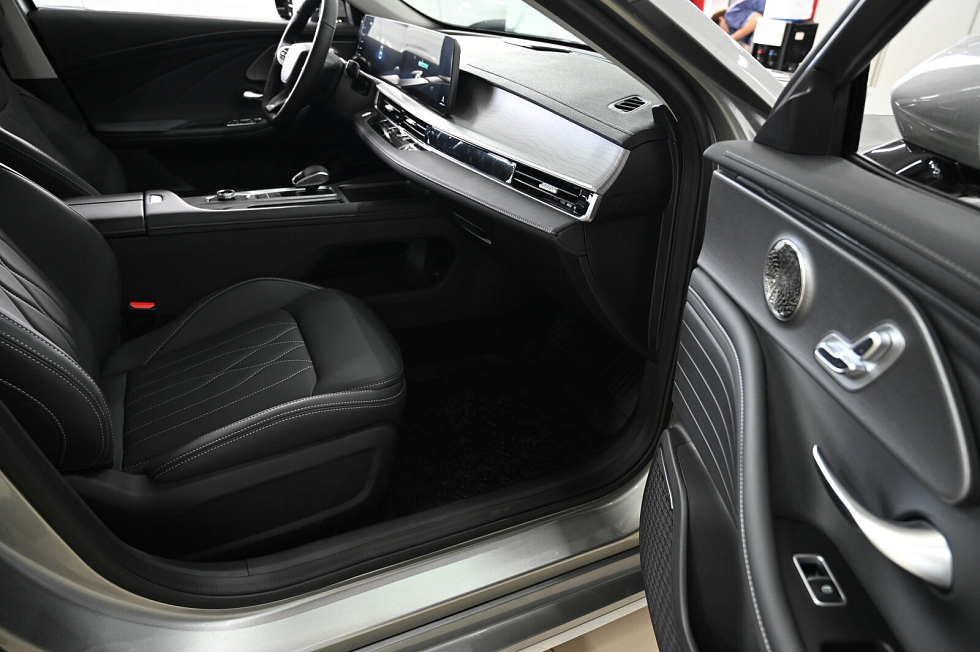 Chery Arrizo 8 Ultra, серый