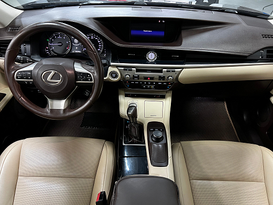 Lexus ES Executive, 2016 года, пробег 194194 км
