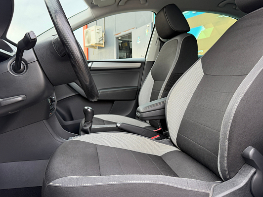 Skoda Rapid Hockey Edition Ambition, 2019 года, пробег 97248 км