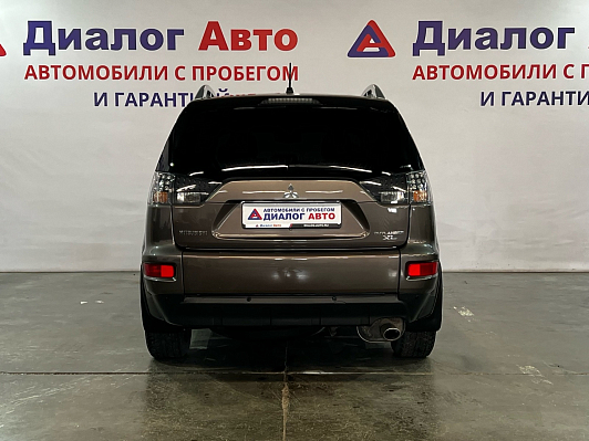 Mitsubishi Outlander Instyle, 2010 года, пробег 258374 км