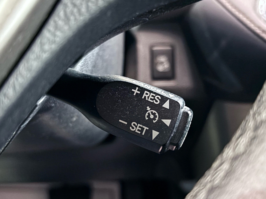 Toyota RAV4, 2012 года, пробег 146024 км