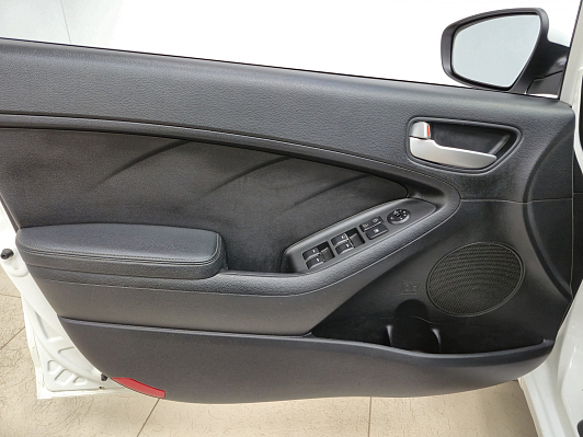 Kia Cerato Comfort, 2013 года, пробег 266416 км