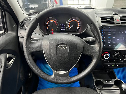 Lada (ВАЗ) Granta Comfort, 2019 года, пробег 114000 км