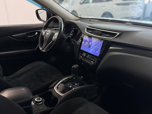 Nissan X-Trail LE, 2015 года, пробег 230513 км