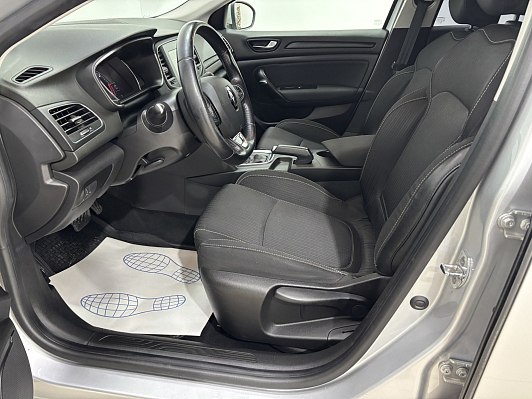 Renault Megane, 2019 года, пробег 121942 км