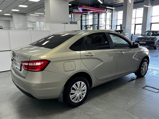 Lada (ВАЗ) Vesta Luxe, 2018 года, пробег 130000 км