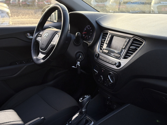 Hyundai Solaris Comfort, 2019 года, пробег 189359 км