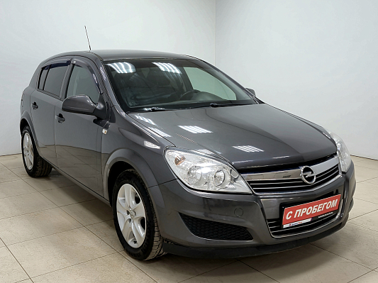 Opel Astra, 2011 года, пробег 191809 км