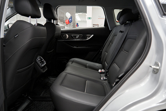 Chery Tiggo 7 Pro Max Ultra AWD, серебряный