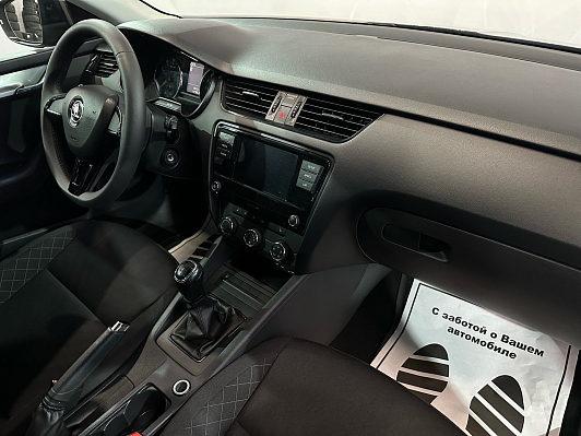 Skoda Octavia Active, 2017 года, пробег 112724 км